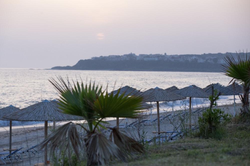 Poseidon Beach Hotel Kastrosikia Exteriér fotografie