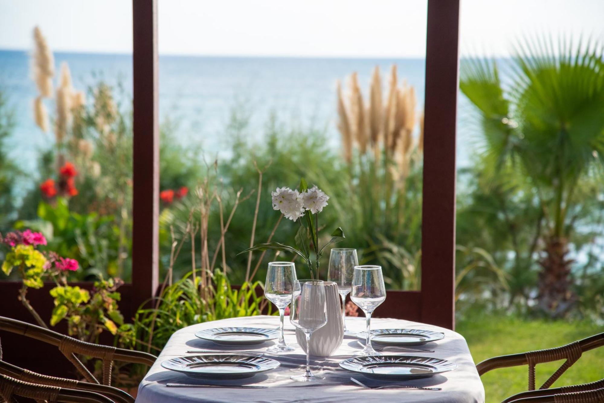 Poseidon Beach Hotel Kastrosikia Exteriér fotografie